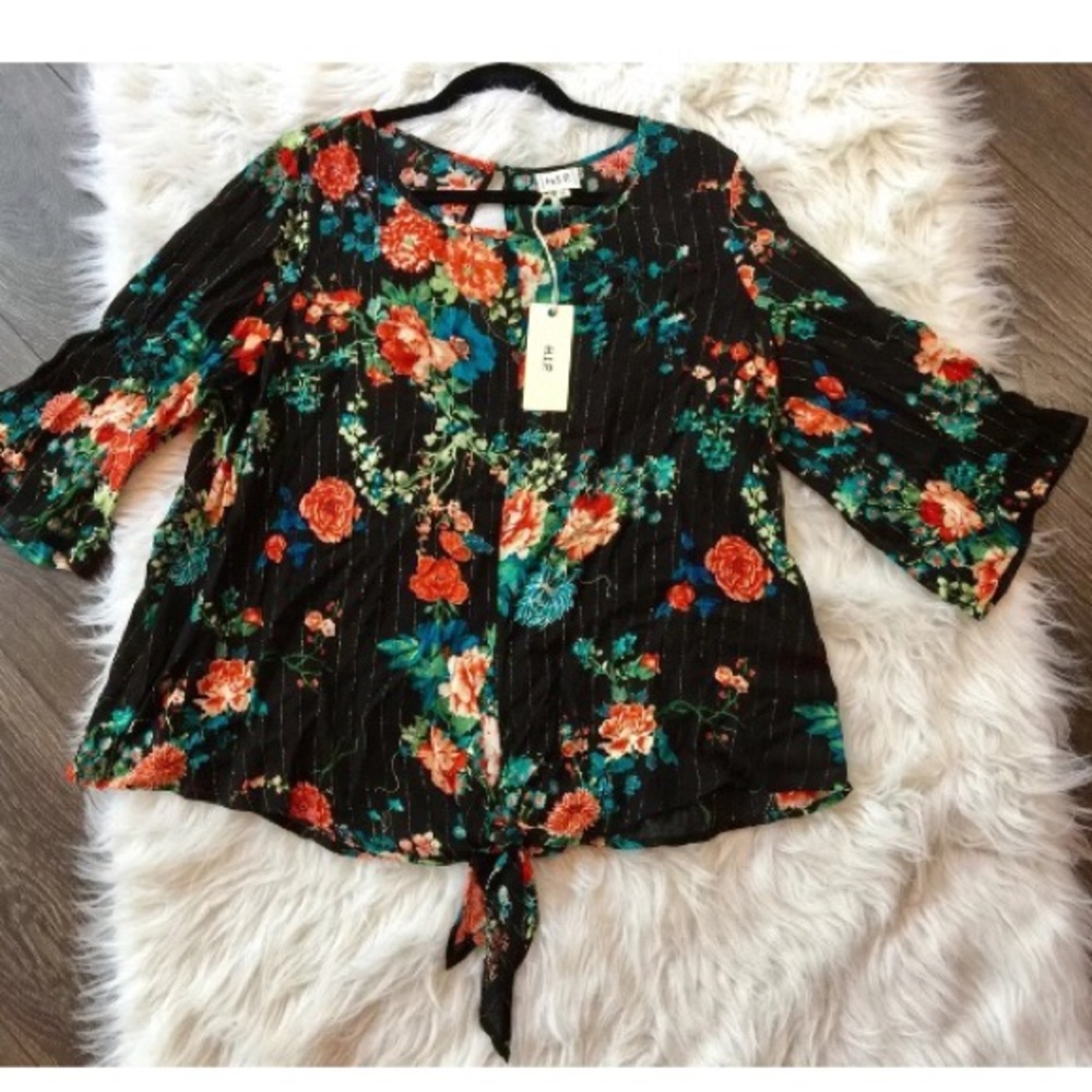 NWT H.I.P Women’s 1X floral blouse wrap tie waist - Picture 1 of 6